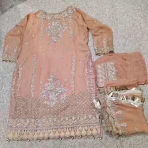 Pakistani party wear